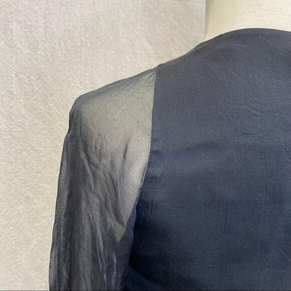 Halston Heritage black silk surplice peasant top with smocked band/cuffs size 0 - Picture 12 of 14